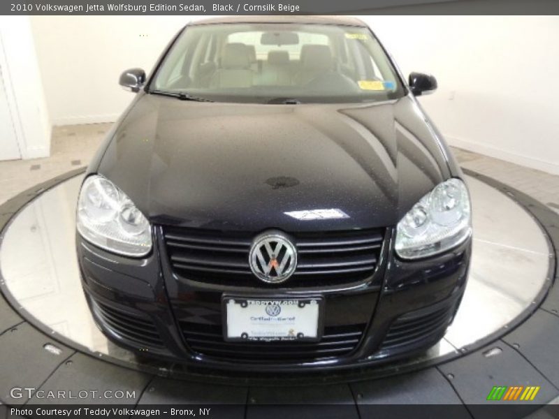 Black / Cornsilk Beige 2010 Volkswagen Jetta Wolfsburg Edition Sedan