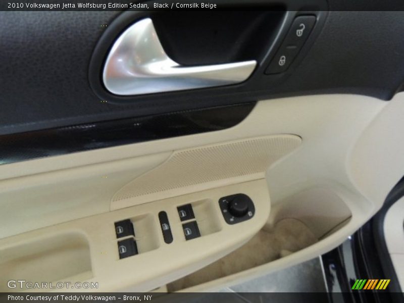 Black / Cornsilk Beige 2010 Volkswagen Jetta Wolfsburg Edition Sedan