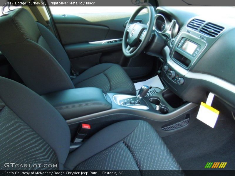 Bright Silver Metallic / Black 2012 Dodge Journey SE