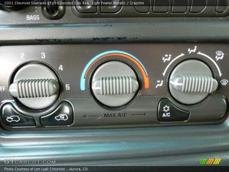 Light Pewter Metallic / Graphite 2001 Chevrolet Silverado 1500 Extended Cab 4x4