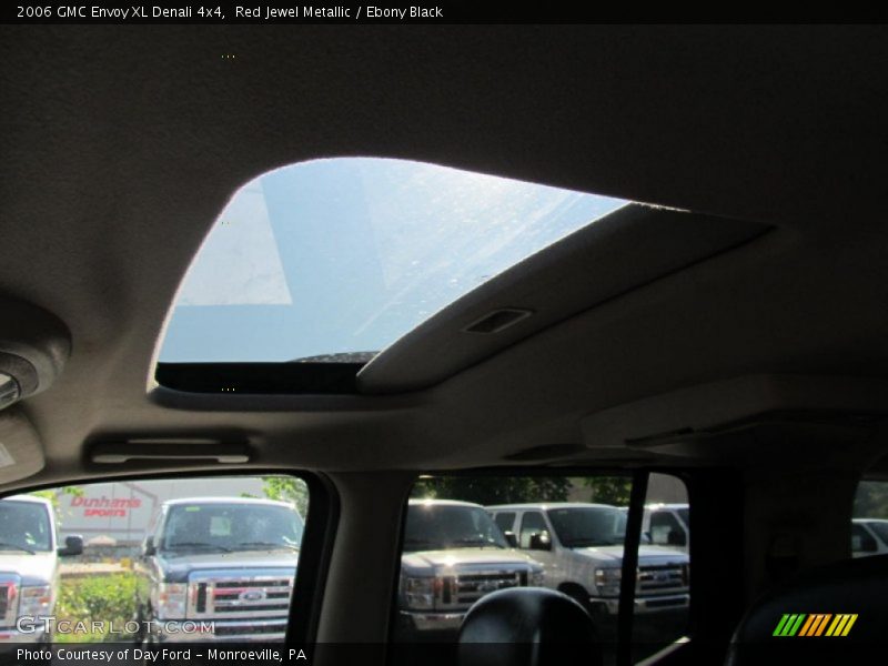 Red Jewel Metallic / Ebony Black 2006 GMC Envoy XL Denali 4x4