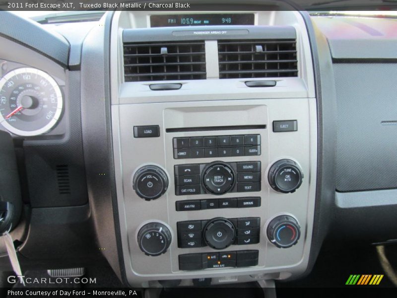 Tuxedo Black Metallic / Charcoal Black 2011 Ford Escape XLT