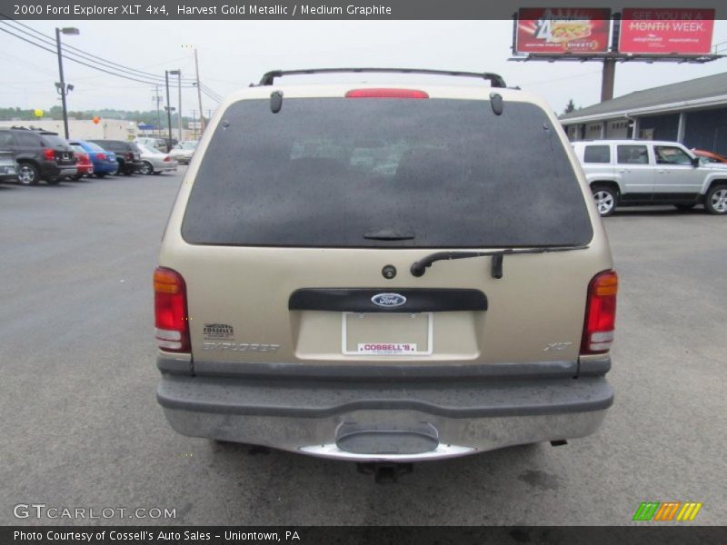 Harvest Gold Metallic / Medium Graphite 2000 Ford Explorer XLT 4x4