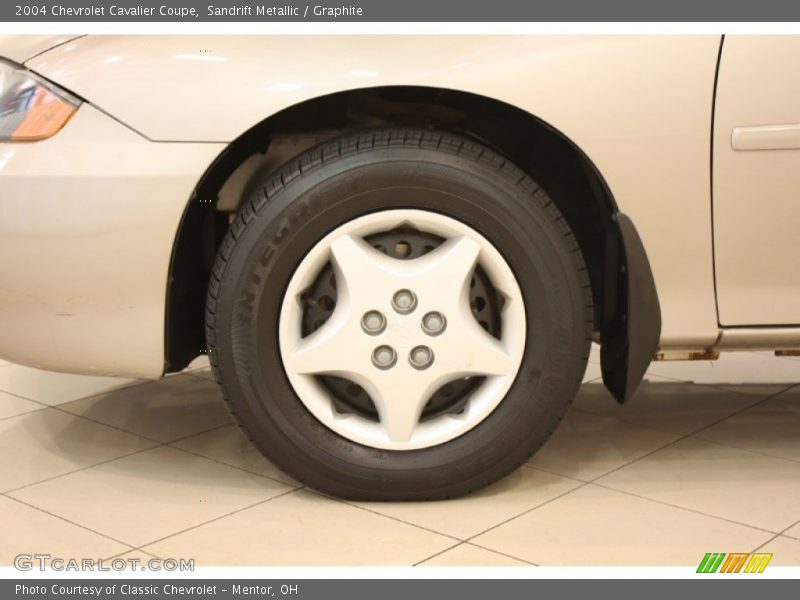 Sandrift Metallic / Graphite 2004 Chevrolet Cavalier Coupe