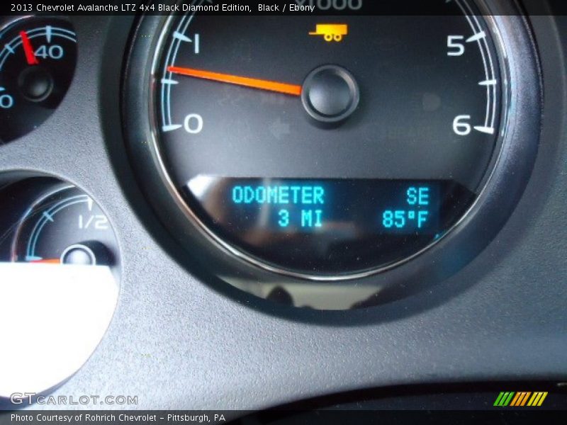 Black / Ebony 2013 Chevrolet Avalanche LTZ 4x4 Black Diamond Edition