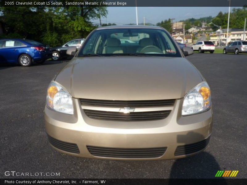 Sandstone Metallic / Neutral Beige 2005 Chevrolet Cobalt LS Sedan