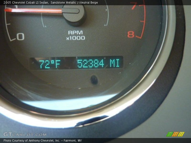 Sandstone Metallic / Neutral Beige 2005 Chevrolet Cobalt LS Sedan