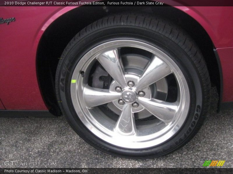  2010 Challenger R/T Classic Furious Fuchsia Edition Wheel