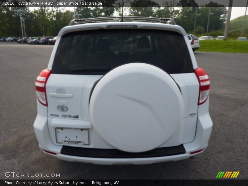 Super White / Sand Beige 2010 Toyota RAV4 I4 4WD