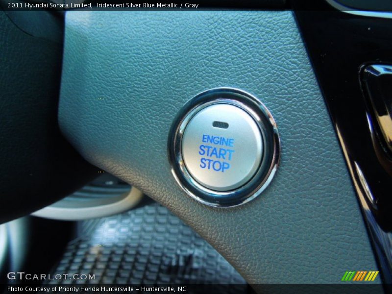 Iridescent Silver Blue Metallic / Gray 2011 Hyundai Sonata Limited