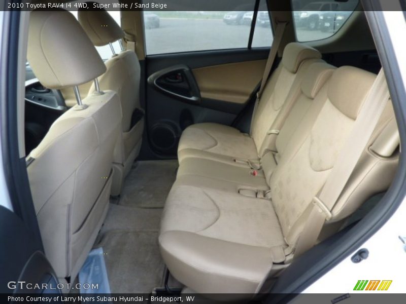 Super White / Sand Beige 2010 Toyota RAV4 I4 4WD