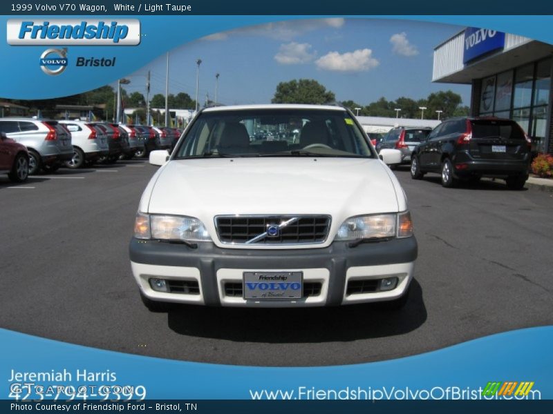 White / Light Taupe 1999 Volvo V70 Wagon