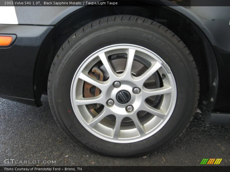 Black Sapphire Metallic / Taupe/Light Taupe 2003 Volvo S40 1.9T