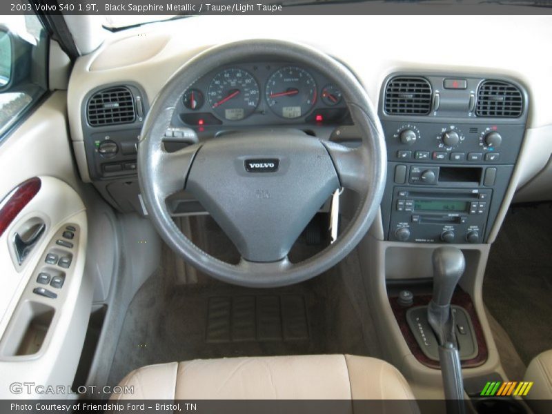 Black Sapphire Metallic / Taupe/Light Taupe 2003 Volvo S40 1.9T