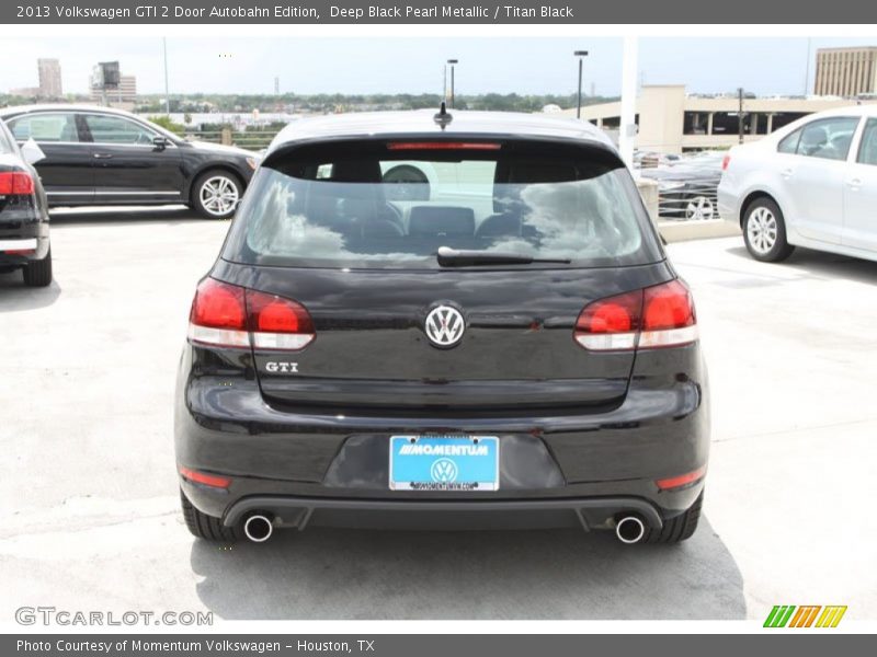 Deep Black Pearl Metallic / Titan Black 2013 Volkswagen GTI 2 Door Autobahn Edition