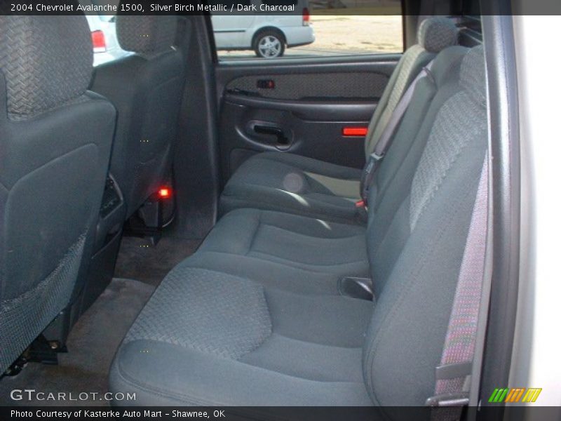 Silver Birch Metallic / Dark Charcoal 2004 Chevrolet Avalanche 1500