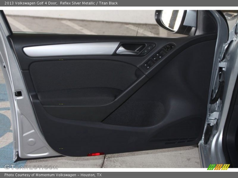 Reflex Silver Metallic / Titan Black 2013 Volkswagen Golf 4 Door