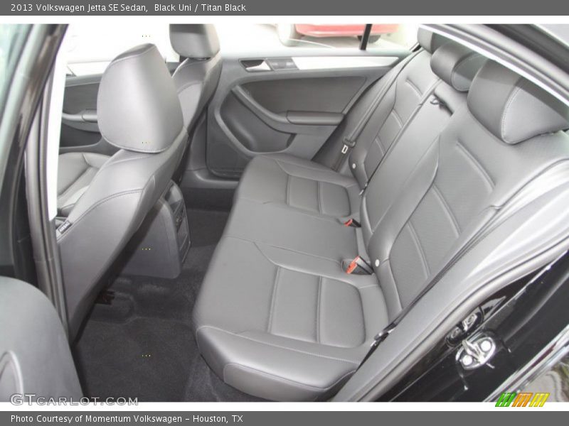 Black Uni / Titan Black 2013 Volkswagen Jetta SE Sedan