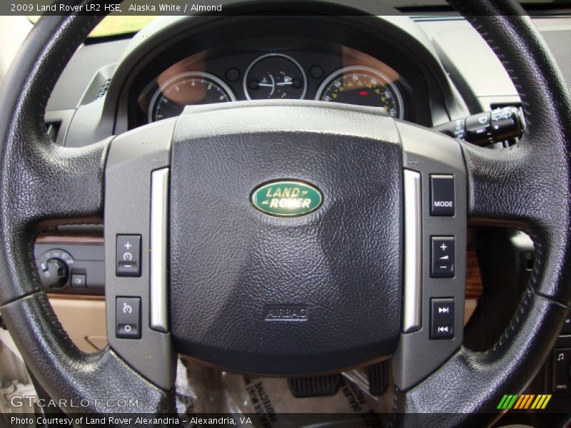 Alaska White / Almond 2009 Land Rover LR2 HSE