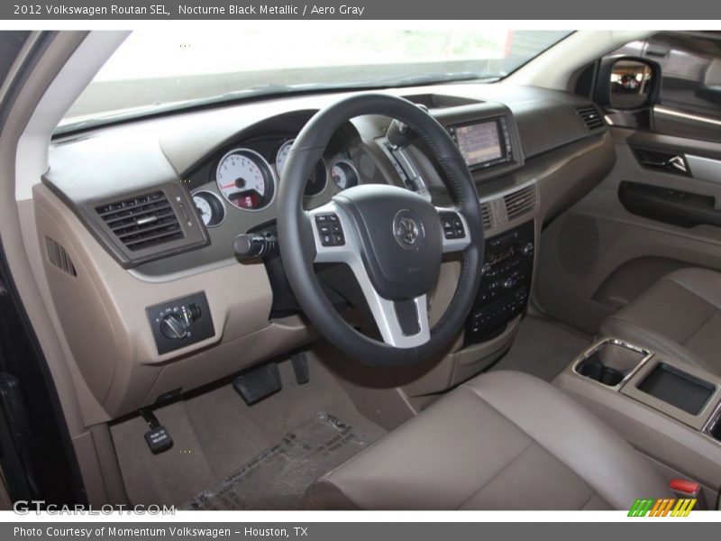 Nocturne Black Metallic / Aero Gray 2012 Volkswagen Routan SEL