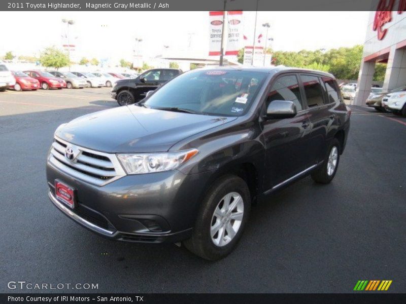 Magnetic Gray Metallic / Ash 2011 Toyota Highlander