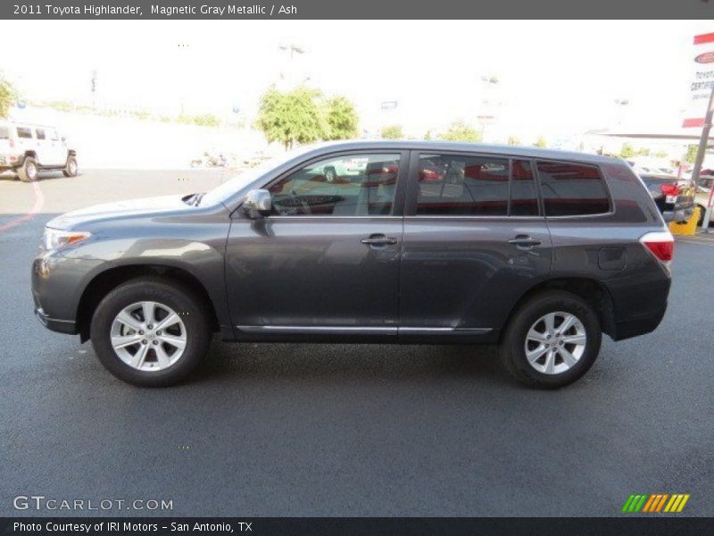 Magnetic Gray Metallic / Ash 2011 Toyota Highlander