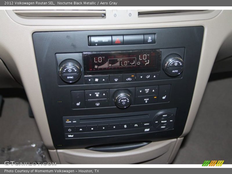 Nocturne Black Metallic / Aero Gray 2012 Volkswagen Routan SEL