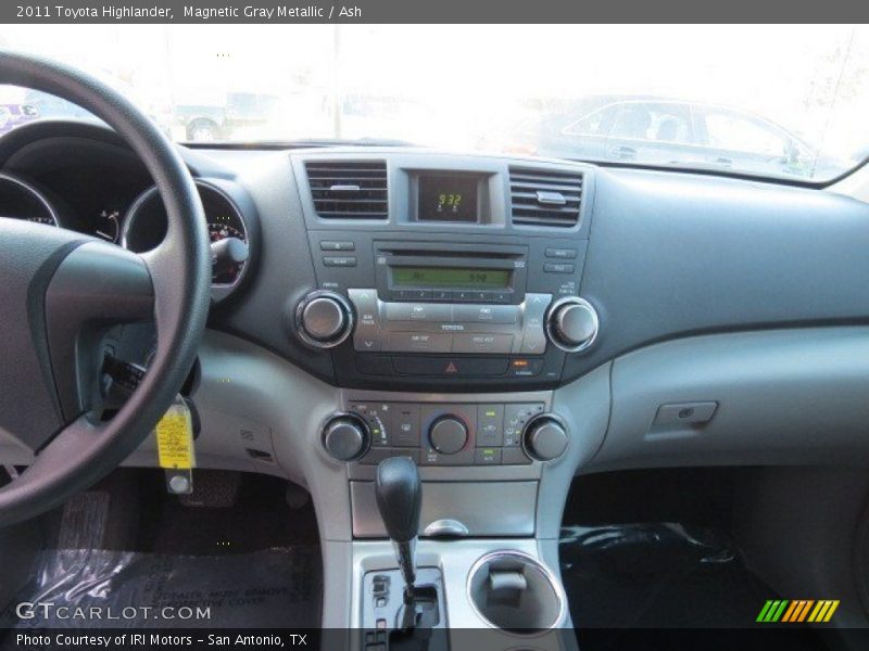 Magnetic Gray Metallic / Ash 2011 Toyota Highlander