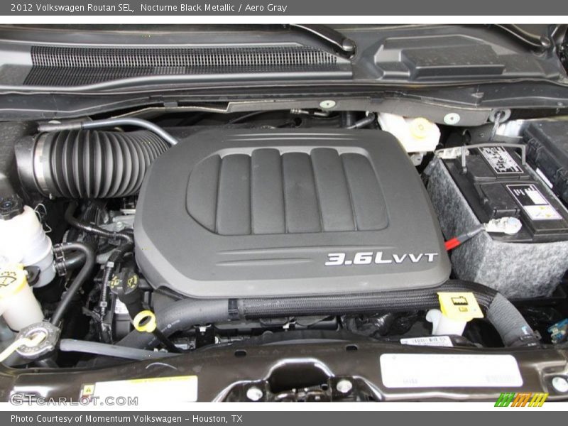 Nocturne Black Metallic / Aero Gray 2012 Volkswagen Routan SEL