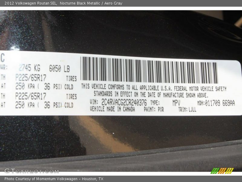 Nocturne Black Metallic / Aero Gray 2012 Volkswagen Routan SEL