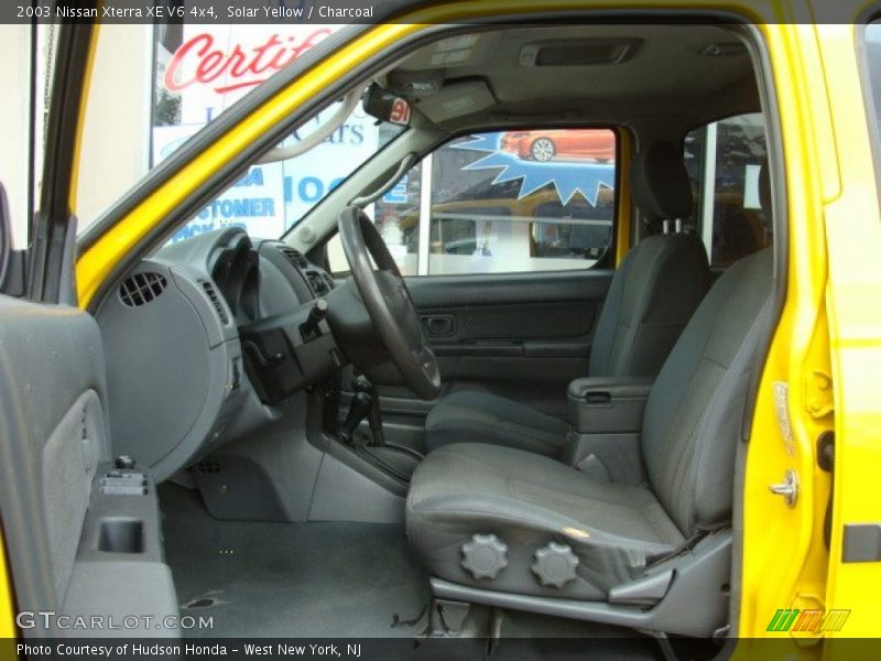 Solar Yellow / Charcoal 2003 Nissan Xterra XE V6 4x4