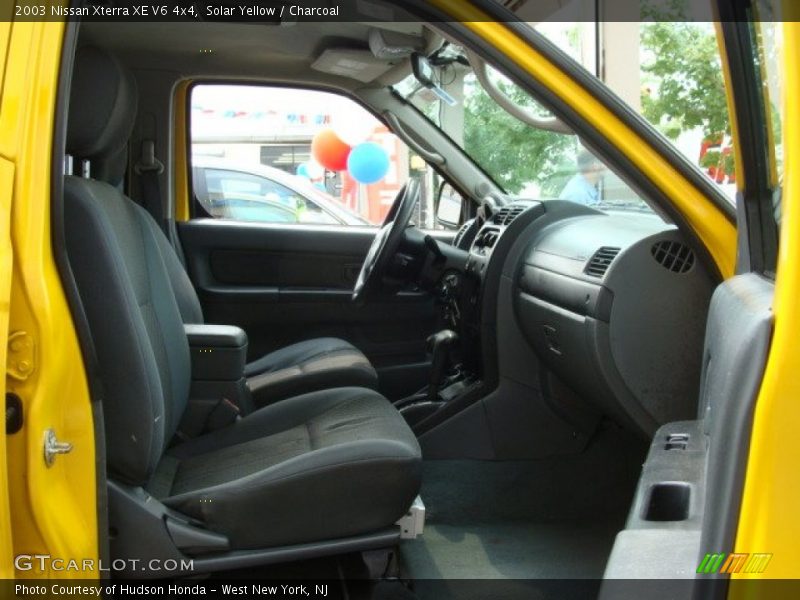 Solar Yellow / Charcoal 2003 Nissan Xterra XE V6 4x4