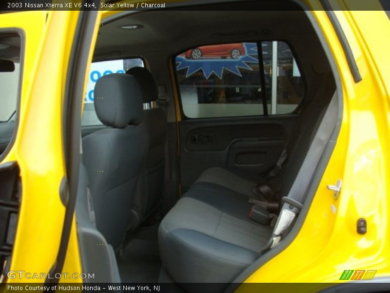 Solar Yellow / Charcoal 2003 Nissan Xterra XE V6 4x4