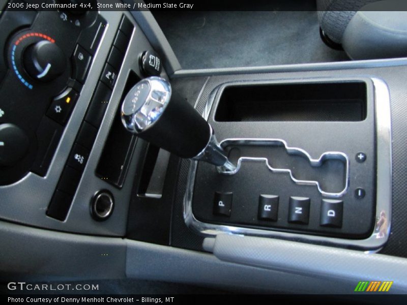 Stone White / Medium Slate Gray 2006 Jeep Commander 4x4