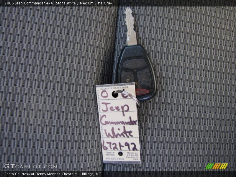 Stone White / Medium Slate Gray 2006 Jeep Commander 4x4