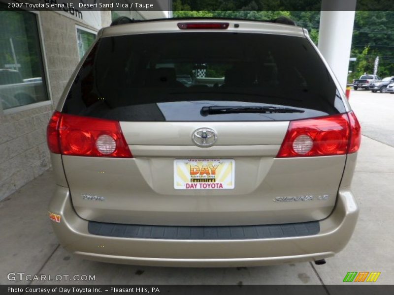 Desert Sand Mica / Taupe 2007 Toyota Sienna LE