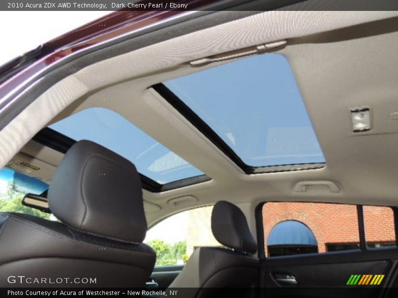 Sunroof of 2010 ZDX AWD Technology