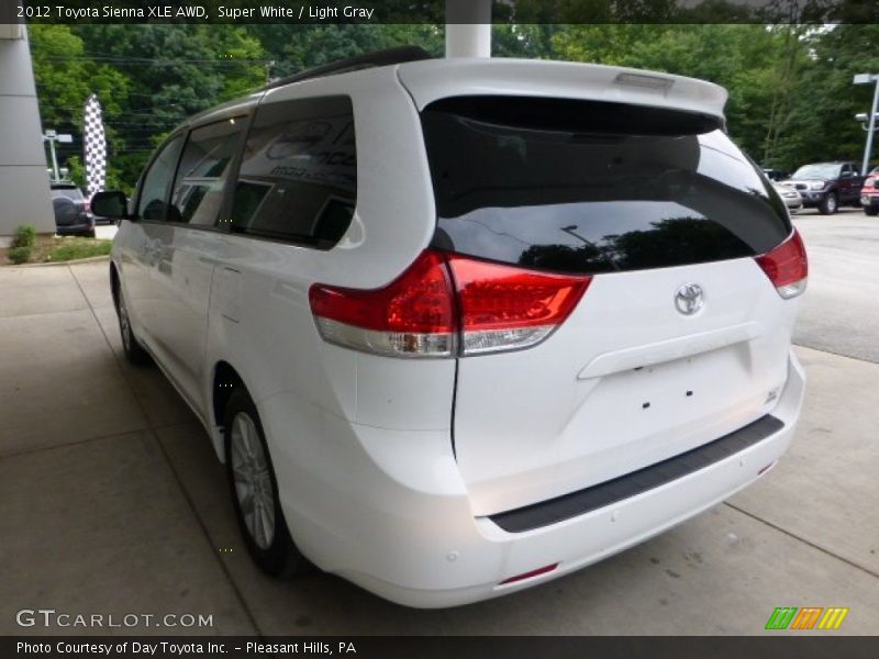 Super White / Light Gray 2012 Toyota Sienna XLE AWD