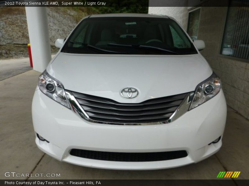 Super White / Light Gray 2012 Toyota Sienna XLE AWD