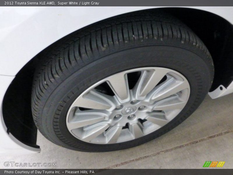 Super White / Light Gray 2012 Toyota Sienna XLE AWD
