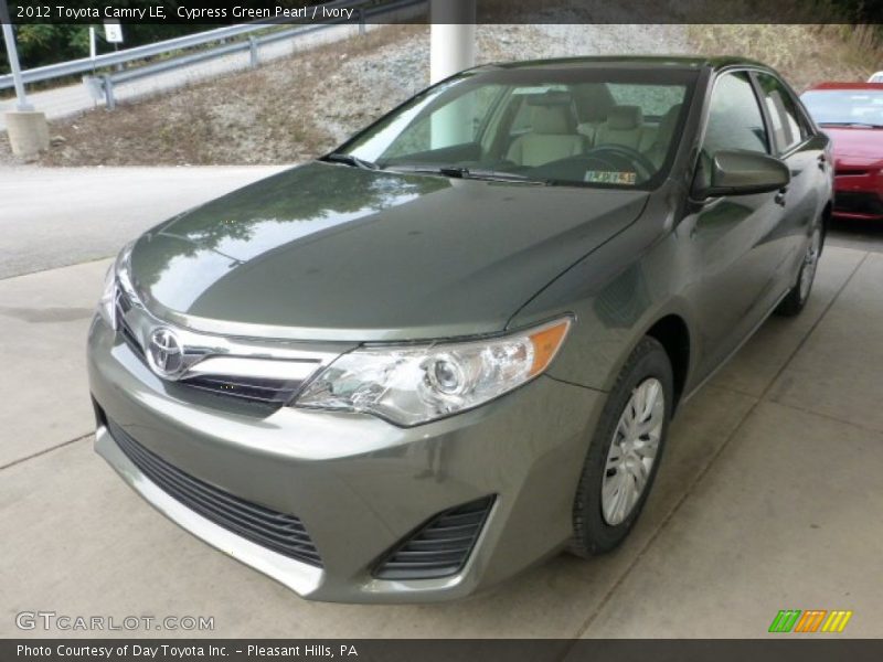 Cypress Green Pearl / Ivory 2012 Toyota Camry LE