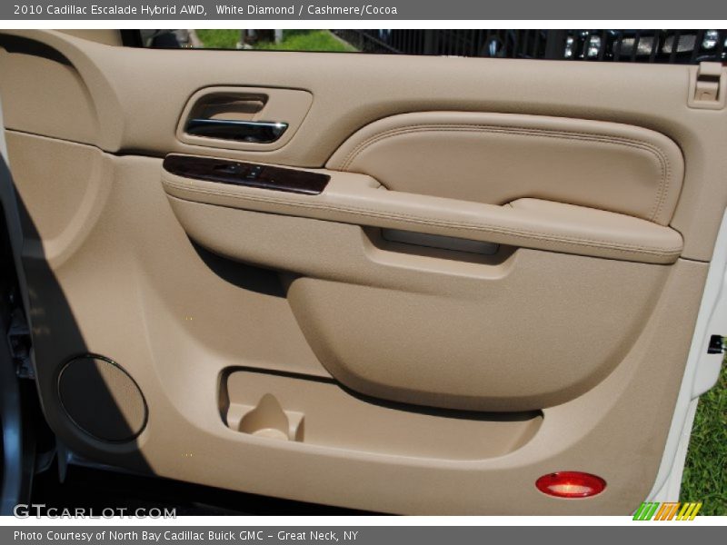 Door Panel of 2010 Escalade Hybrid AWD