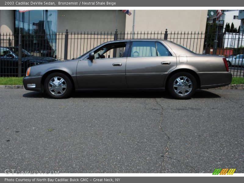 Bronzemist / Neutral Shale Beige 2003 Cadillac DeVille Sedan
