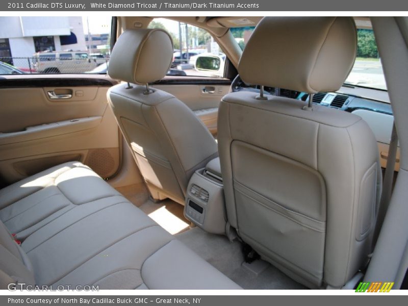White Diamond Tricoat / Titanium/Dark Titanium Accents 2011 Cadillac DTS Luxury