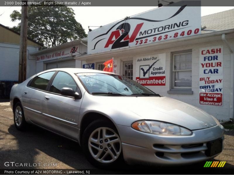 Bright Silver Metallic / Agate 2000 Dodge Intrepid