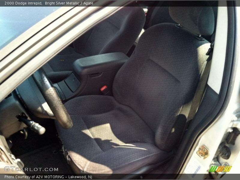 Bright Silver Metallic / Agate 2000 Dodge Intrepid