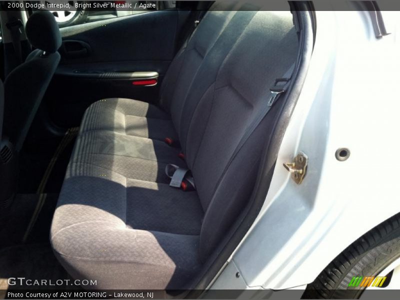 Bright Silver Metallic / Agate 2000 Dodge Intrepid