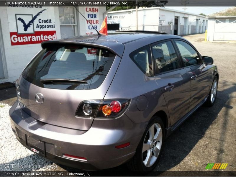 Titanium Gray Metallic / Black/Red 2004 Mazda MAZDA3 s Hatchback