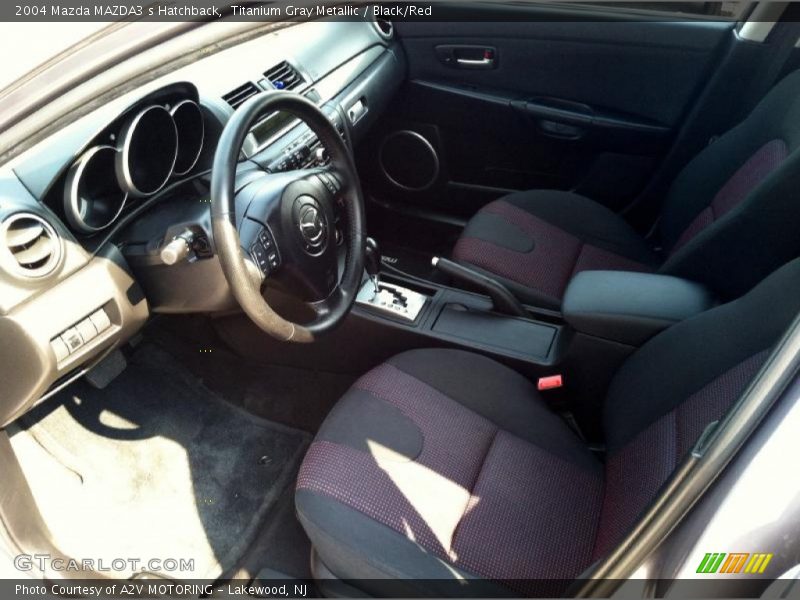 Titanium Gray Metallic / Black/Red 2004 Mazda MAZDA3 s Hatchback