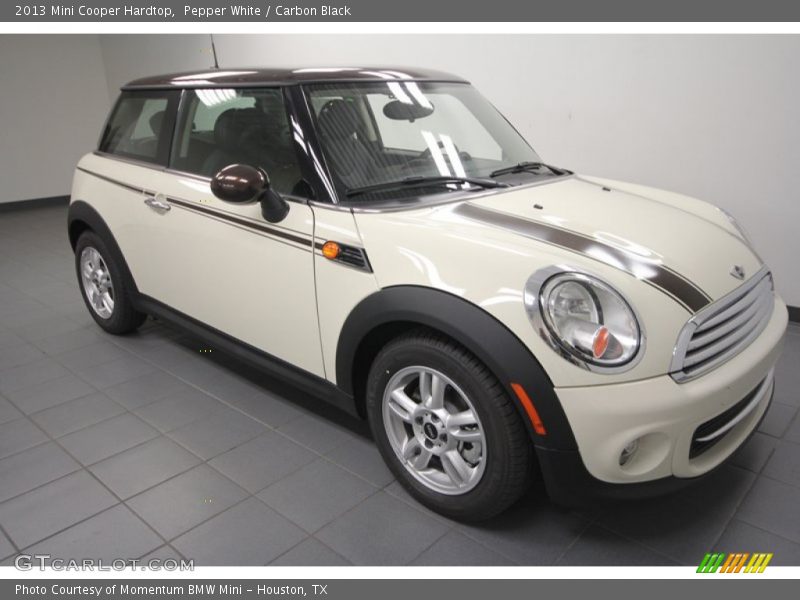 Pepper White / Carbon Black 2013 Mini Cooper Hardtop